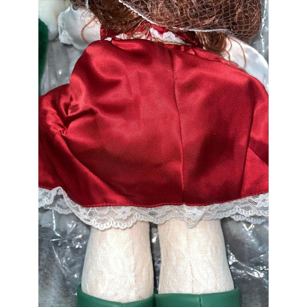 Precious Moments QVC Exclusive Christmas Holly Doll with Stocking 1999 with Tag